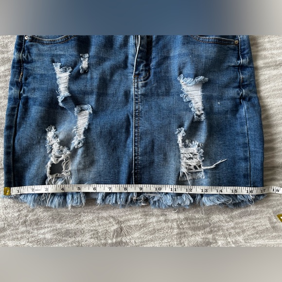 Denim ripped mini skirt - Picture 6 of 7